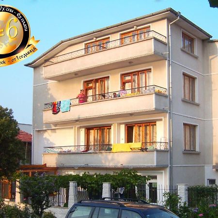 Pension Dicev Obzor Εξωτερικό φωτογραφία